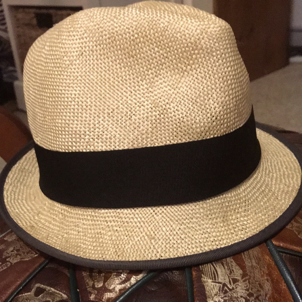 Woman’s straw fedora hat by Legacy, M